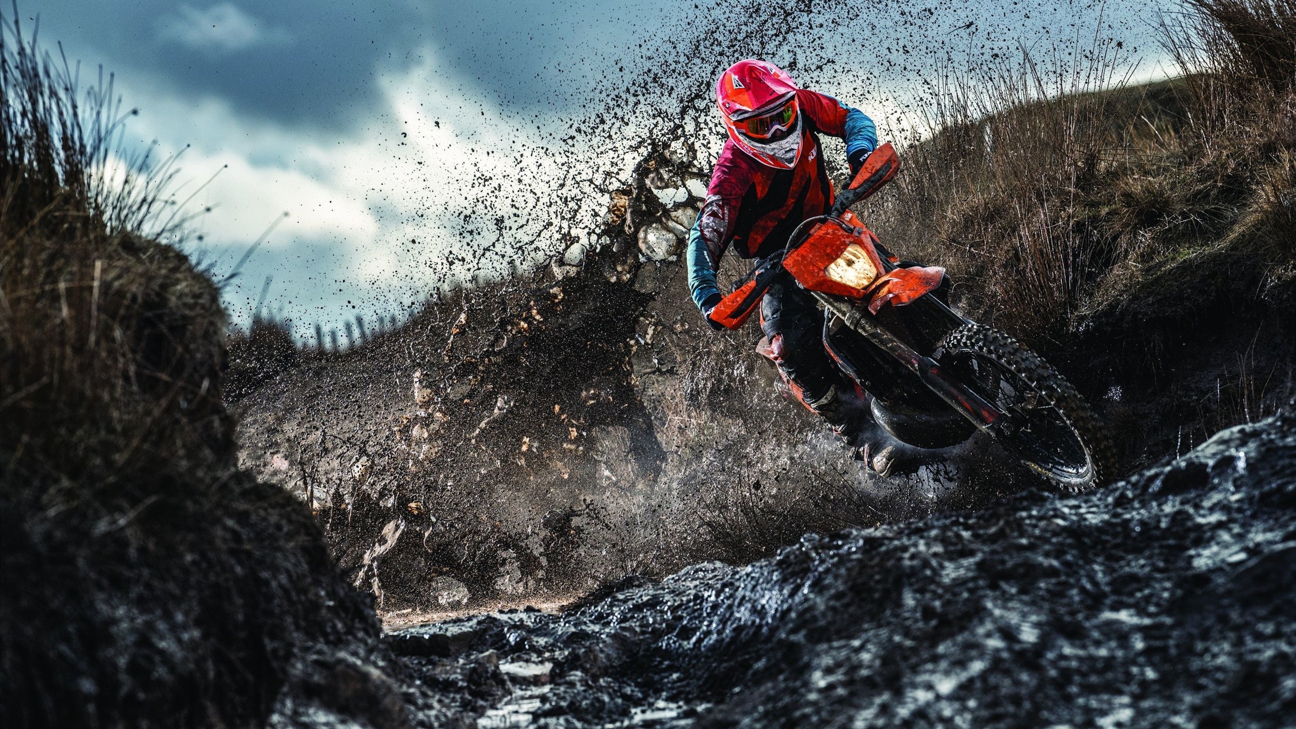 jiuyou网页登录-大型海洋深潜探索赛，潜入深海体验奇幻之旅，深海探索潜艇